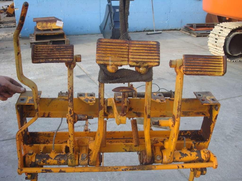 Pedal de control para Fiat Allis FL10B, AD10B Foto 3