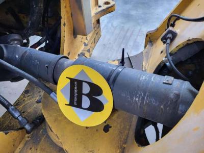 Volvo propeller shaft 15085426 for Volvo loaders vendida por Balavto