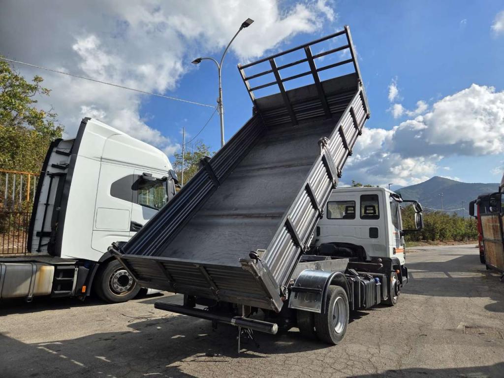 Iveco EUROCARGO CUBE 80E22P Foto 15
