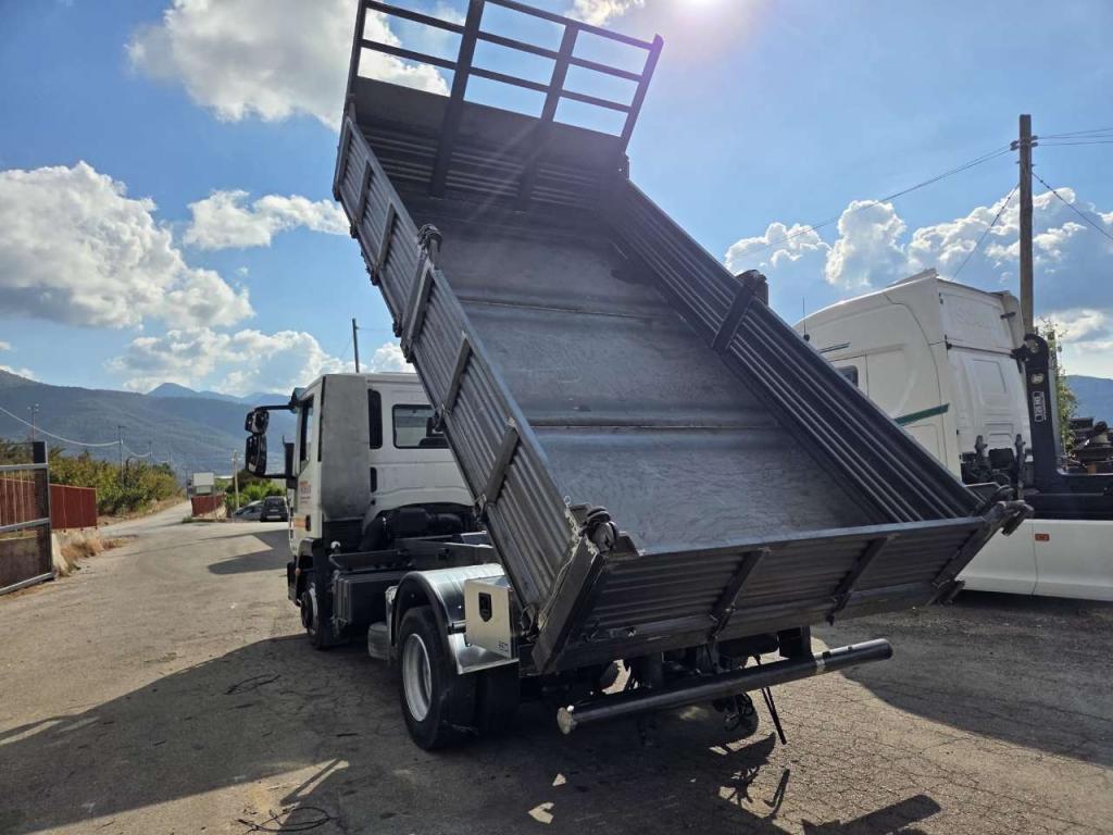 Iveco EUROCARGO CUBE 80E22P Foto 6