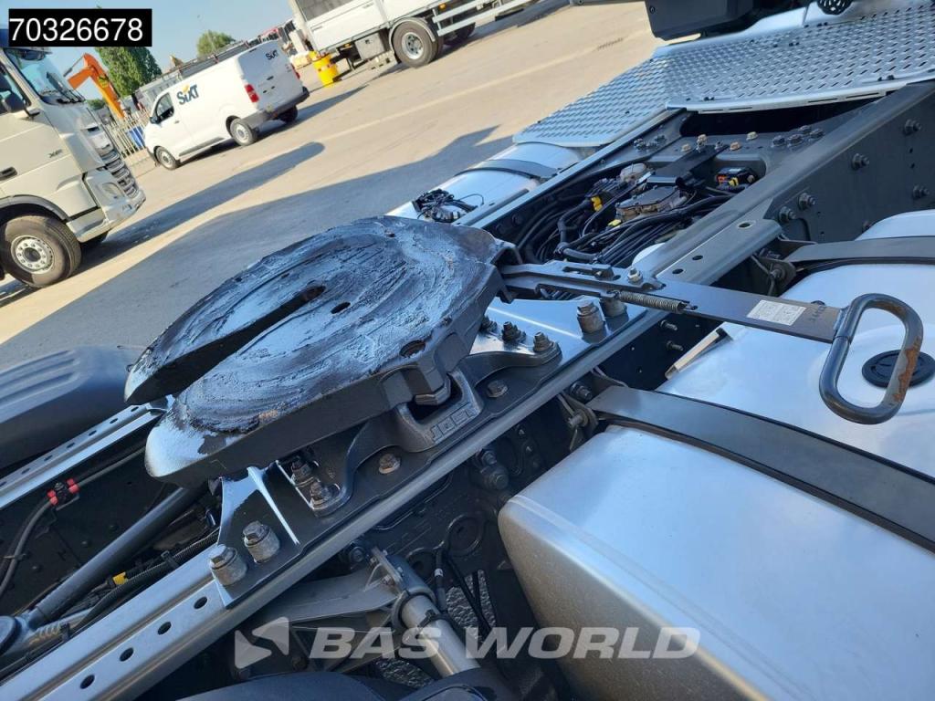 Daf XF XF 4X2 2x Tanks Standklima ACC Foto 14