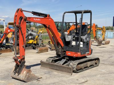 Kubota U27-4 vendida por Gruppo Movimento Terra Srl