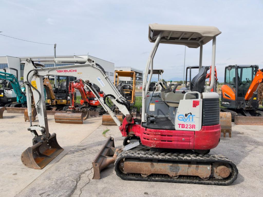 Takeuchi TB23R Foto 5