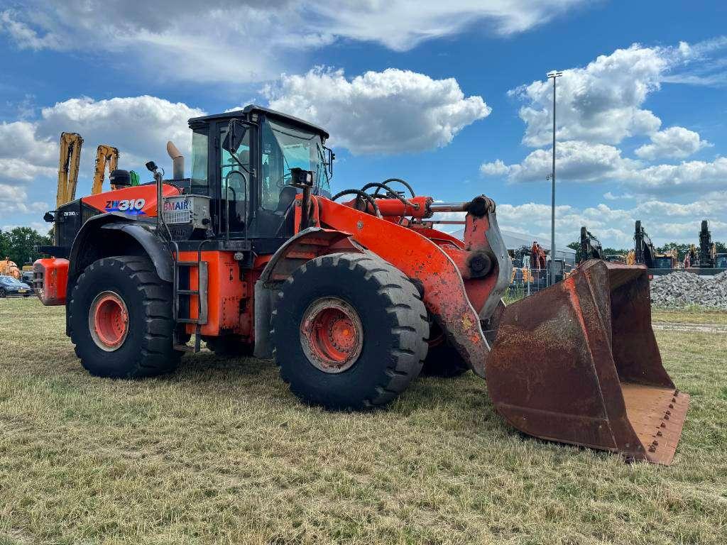 Hitachi ZX310-6 - 3rd Function / Automatic Greasing Foto 7