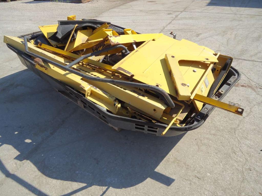 Capó y panel de carrocería para New Holland 385B Foto 5