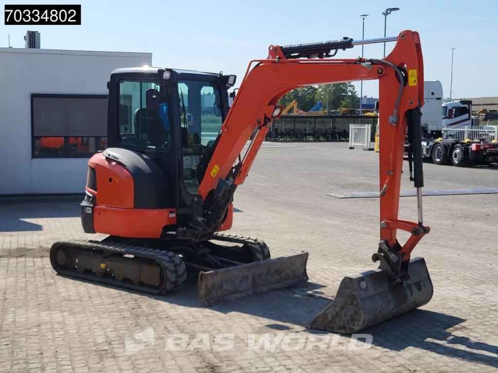 Kubota U36 -4 3 Buckets Foto 12