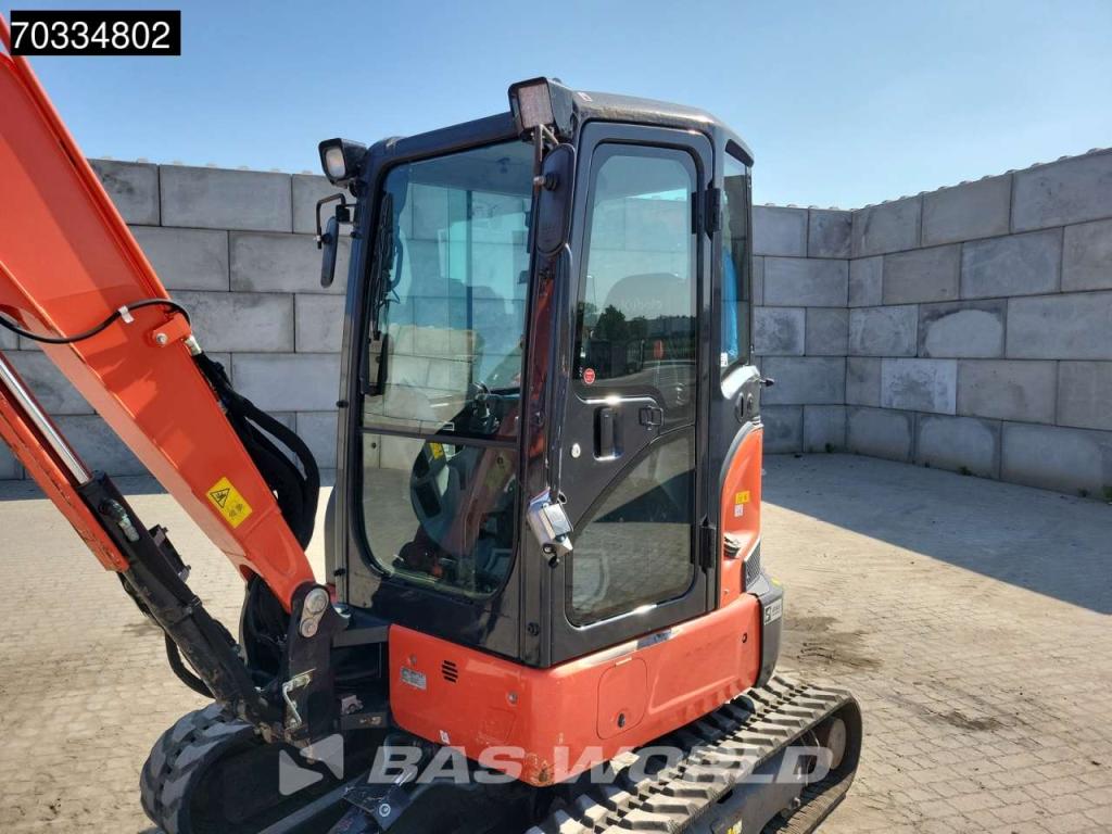 Kubota U36 -4 3 Buckets Foto 13