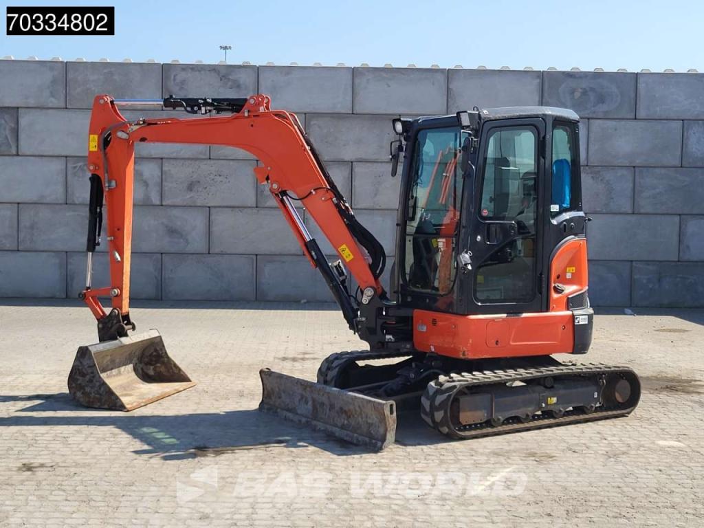 Kubota U36 -4 3 Buckets Foto 3