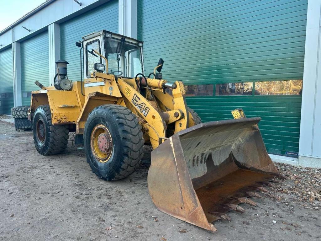 Liebherr L541 Included spare wheels Foto 3