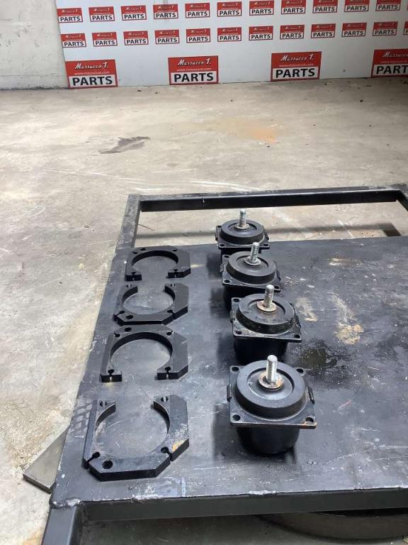 Base de cabina para Hitachi ZX135US-7 Foto 2