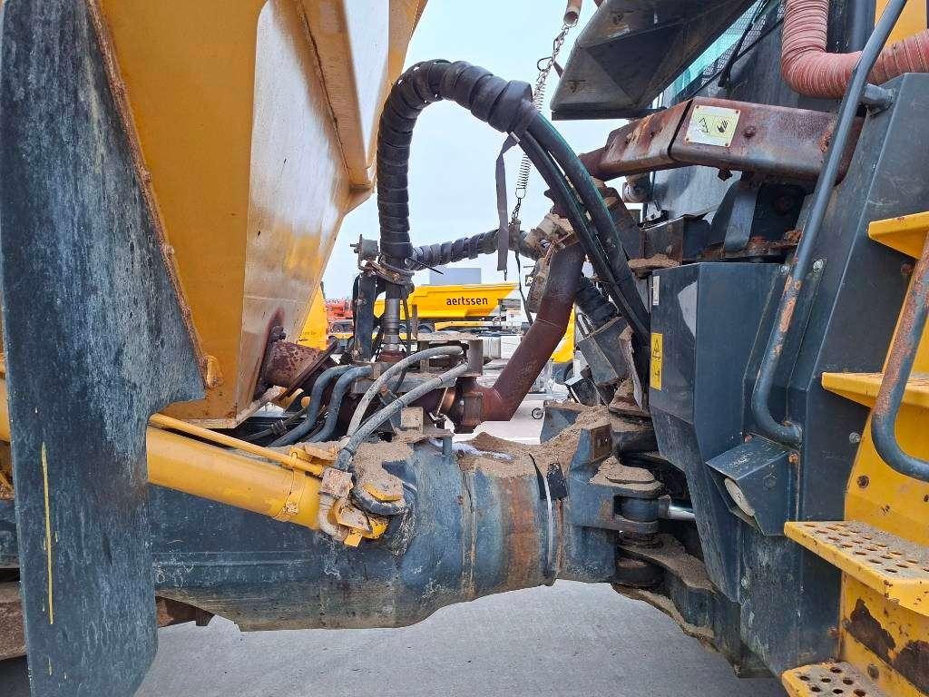 Komatsu HM300-3 Foto 15