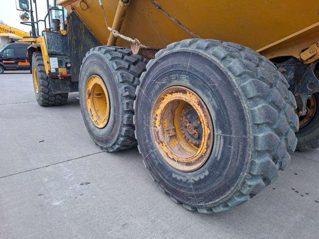 Komatsu HM300-3 Foto 21