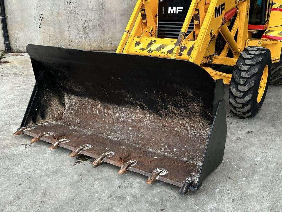 Massey Ferguson 60HX 4X4 Foto 6