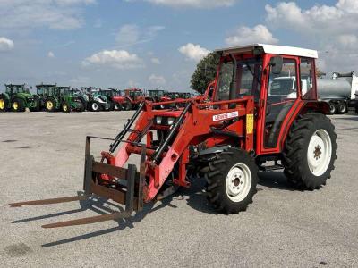 Shibaura S455 4x4 vendida por Massucco T. Srl