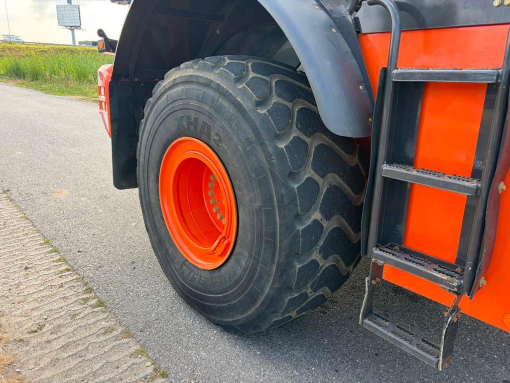Hitachi ZW310-6 Foto 14