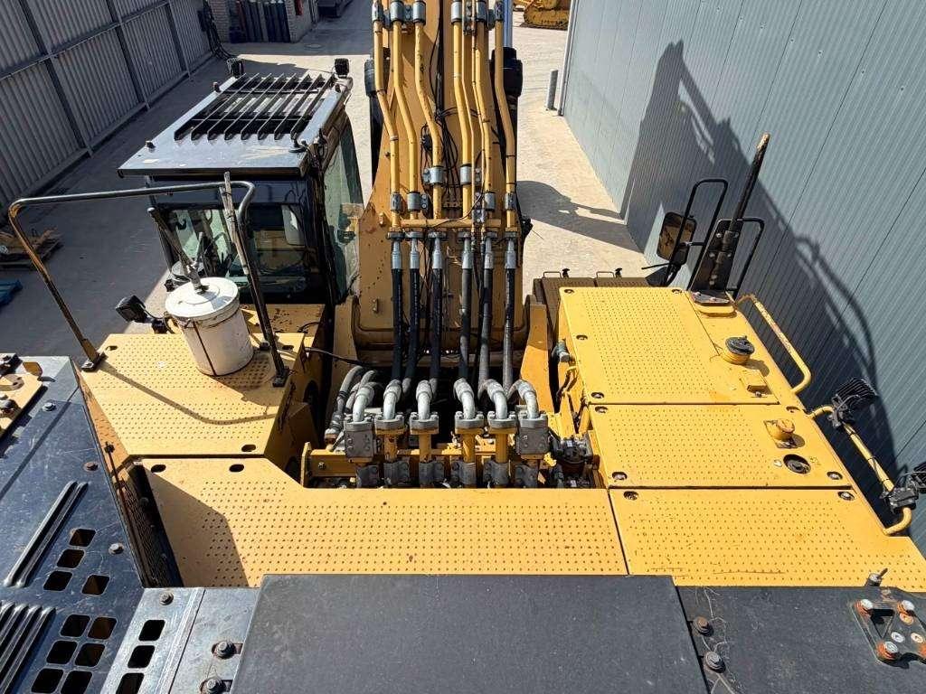 Caterpillar 374D L Foto 15