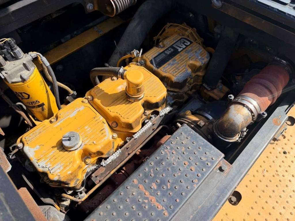 Caterpillar 374D L Foto 18