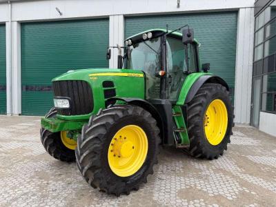 John Deere 7430 Excellent condition vendida por JN Machines BV