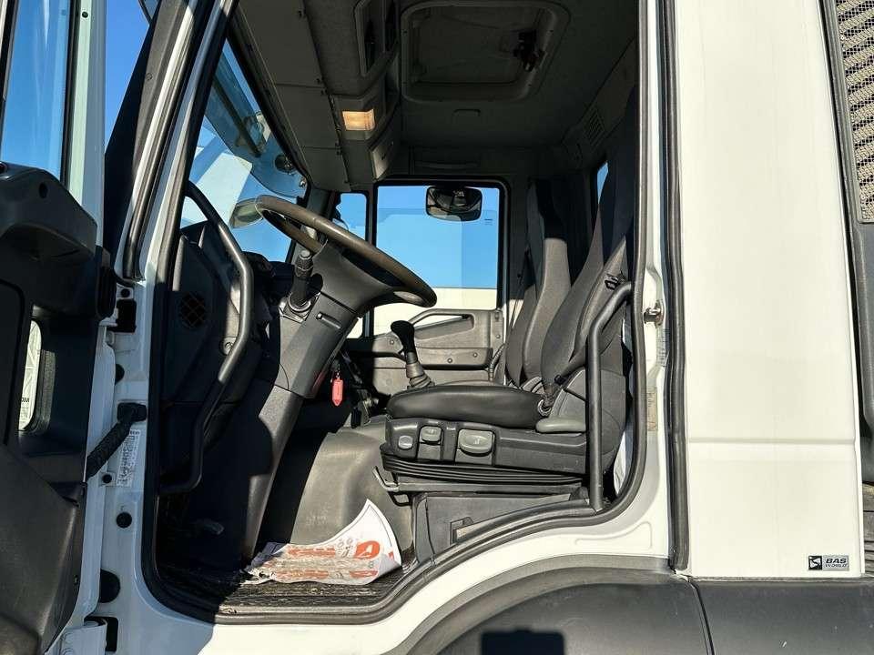 Iveco Trakker 450 6X4 Foto 12