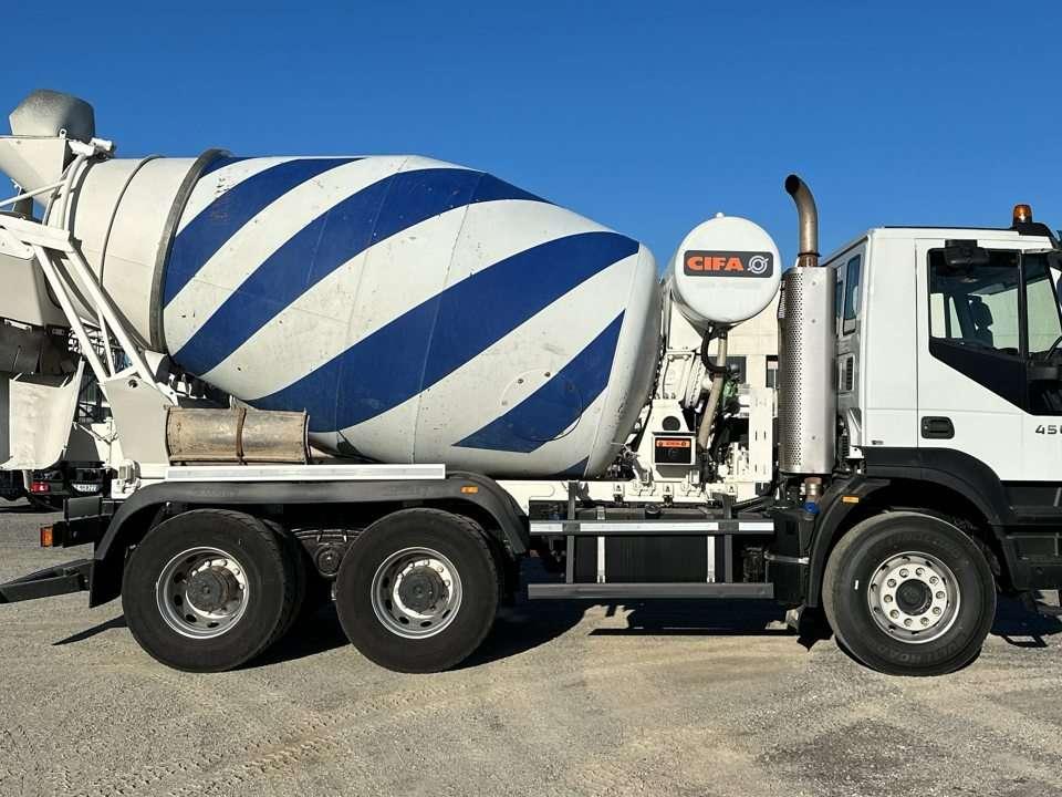 Iveco Trakker 450 6X4 Foto 19