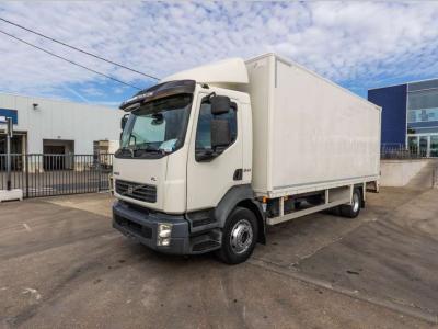 Volvo FL 240 (16 t.) vendida por Braem NV
