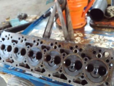 Culata para Fiat Allis FE18 - MOTORE FIAT 8065.04 - N. 4739309 vendida por OLM 90 Srl