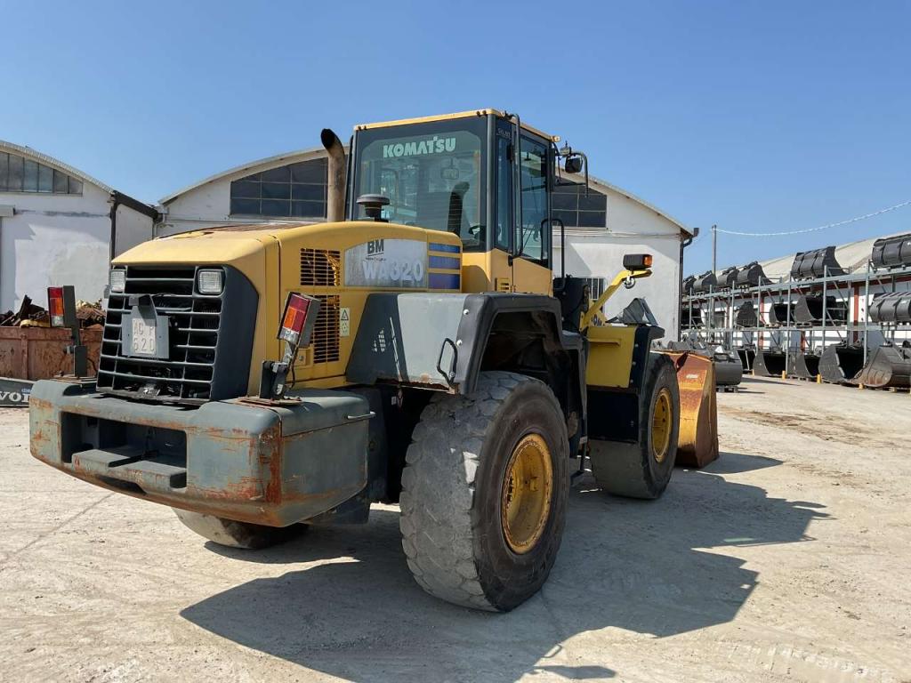 Komatsu WA320-5 Foto 6