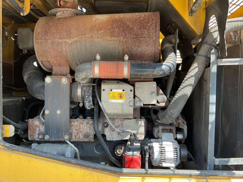 Komatsu WA320-5 Foto 7