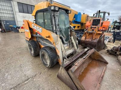 Case SR210B vendida por Iveco Orecchia Spa