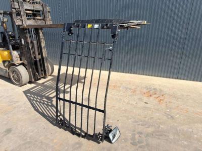 Caterpillar 313 / 320GC / 323 / 325 / 330GC / 330 NG / 330 / vendida por Smitma B.V.