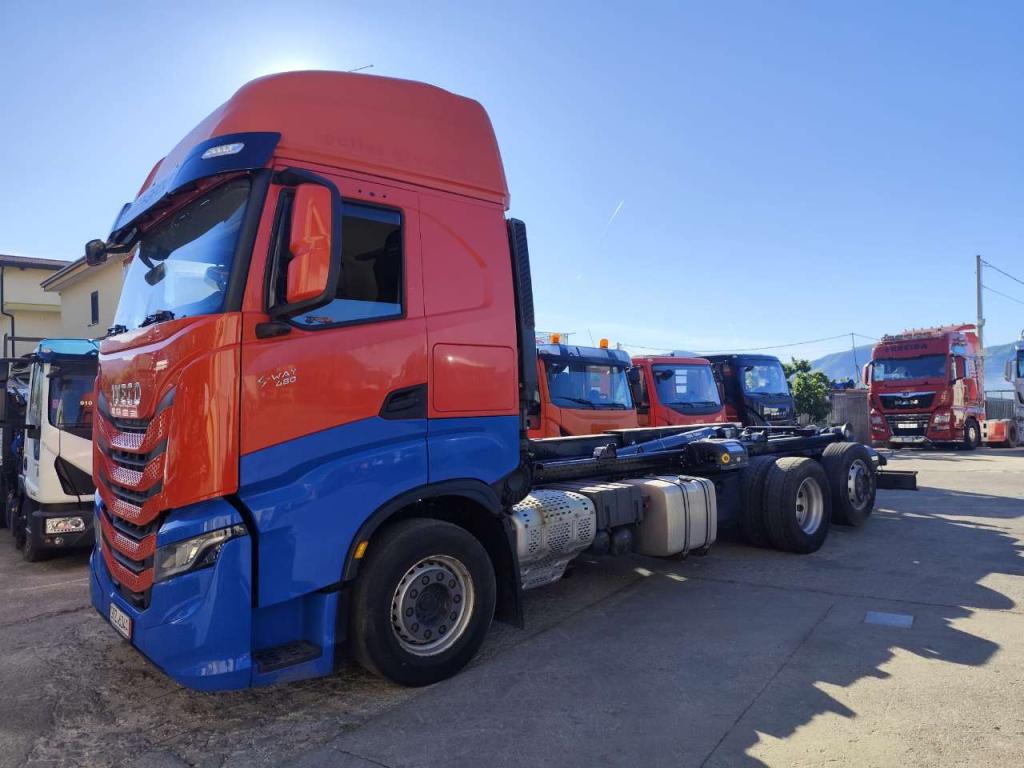Iveco S-WAY AS260S48 Y Foto 29