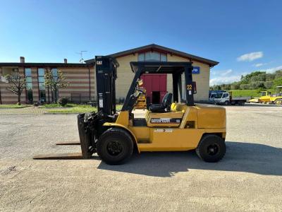 Caterpillar DP50K vendida por MAC 3 Srl