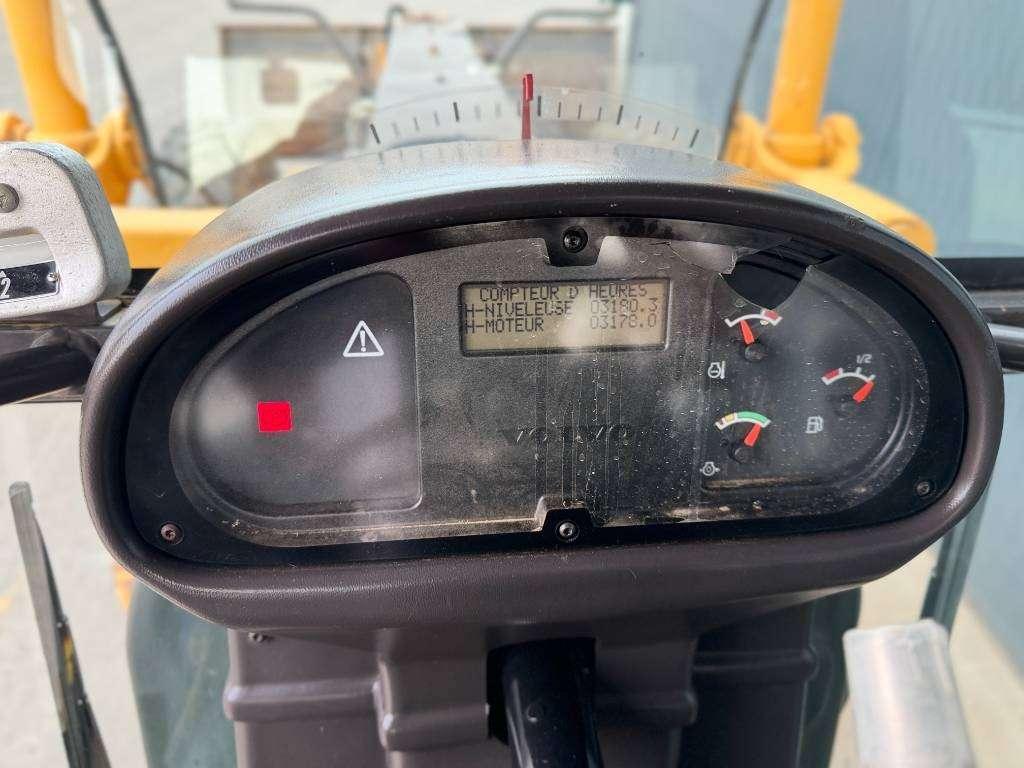 Volvo G930 - CE - LOW HOURS Foto 6
