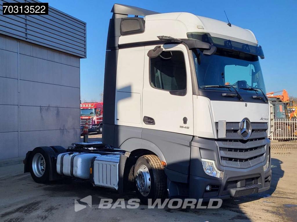 Mercedes-Benz Actros 1845 4X2 Bigspace Lowdeck Mirrorcam 2x Tank Foto 3
