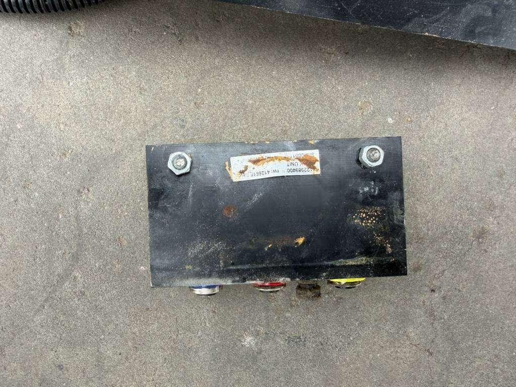 OilQuick OQ80 - M318D / M320F / M322D / 320D / 320E / 323D Foto 25
