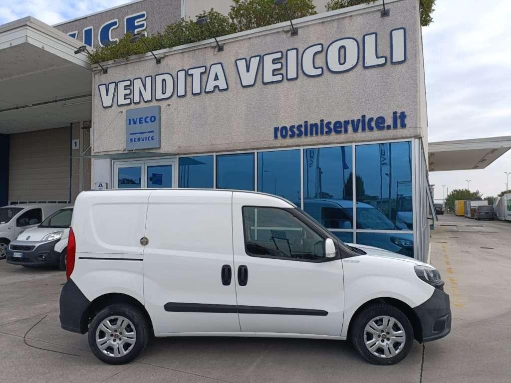 Fiat DOBLO  SX FURGONE 95 CV EURO 6 Foto 2