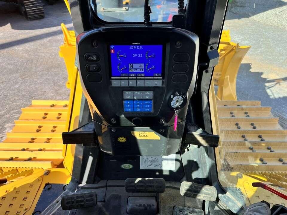 Komatsu D65 Foto 10
