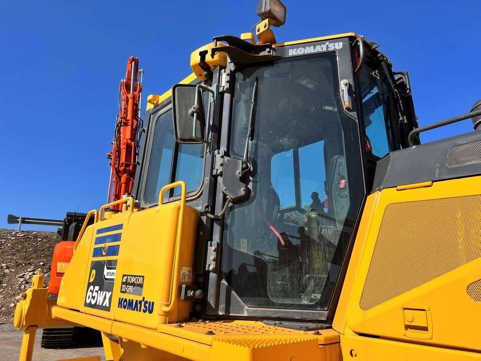 Komatsu D65 Foto 6