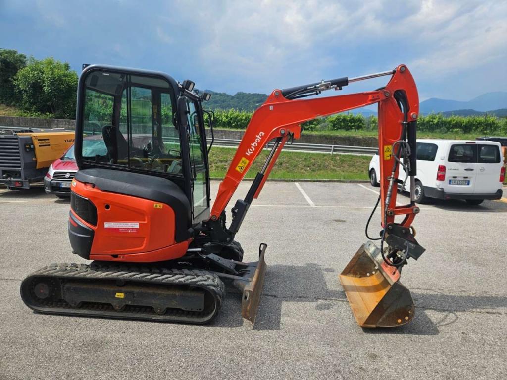Kubota U27-4 Foto 4
