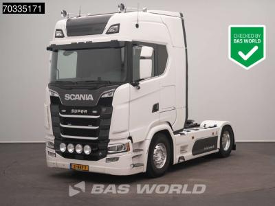 Scania S580 S 4X2 Full Option! V8 NL-Truck APK Retarder 2x Tanks Standklima ACC Navi Leather TV Microwave vendida por BAS World B.V.