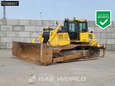 Komatsu D65 PXi -18 Ripper vendida por BAS World B.V.