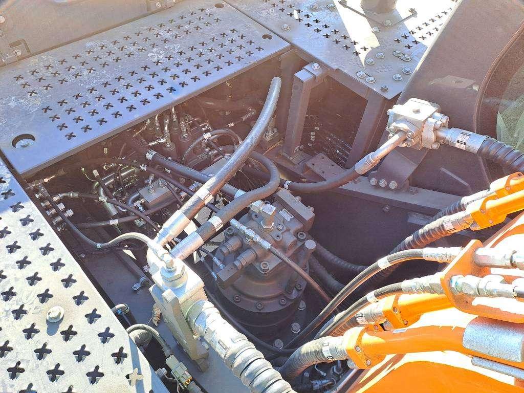 Develon DX300LC-7M (2 Unused units available) Foto 17