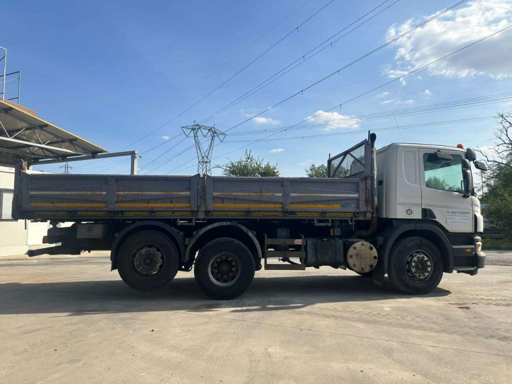 Scania 320 Foto 5