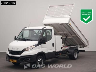 Iveco Daily 35C16 3.0L Kipper met Kist Dubbellucht 3,5t Trekhaak Airco Cruise Euro6 Tipper Benne Kieper A vendida por BAS World B.V.