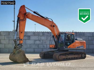 Doosan DX225 LC-5 vendida por BAS World B.V.