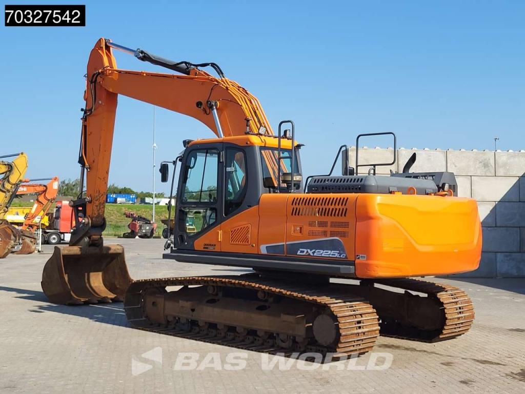 Doosan DX225 LC-5 Foto 2