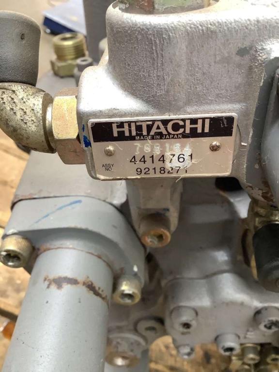 Distribuidor hidraulico para Hitachi ZX135US Foto 5