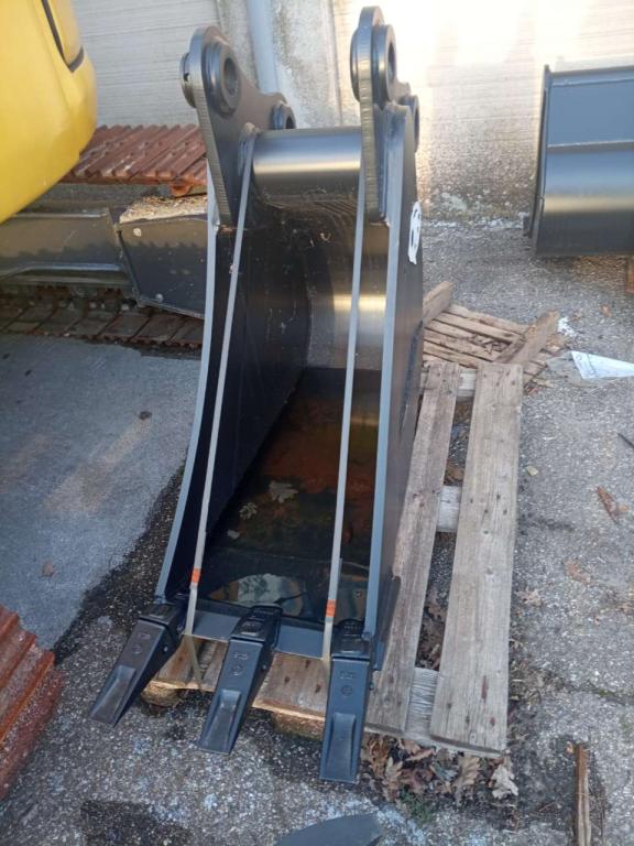 New Holland E135-B SR2 Foto 5