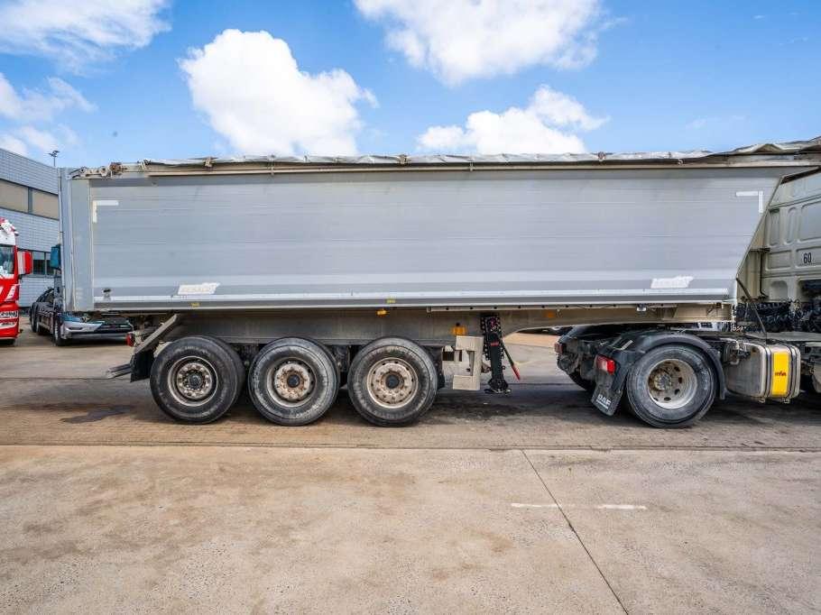 Benalu C39C17-ALU + BACHE - 30m3 Foto 16