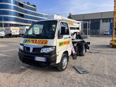 Piaggio COMET Porter New Eurosky 14|2|6 hq vendida por Giffi Noleggi srl
